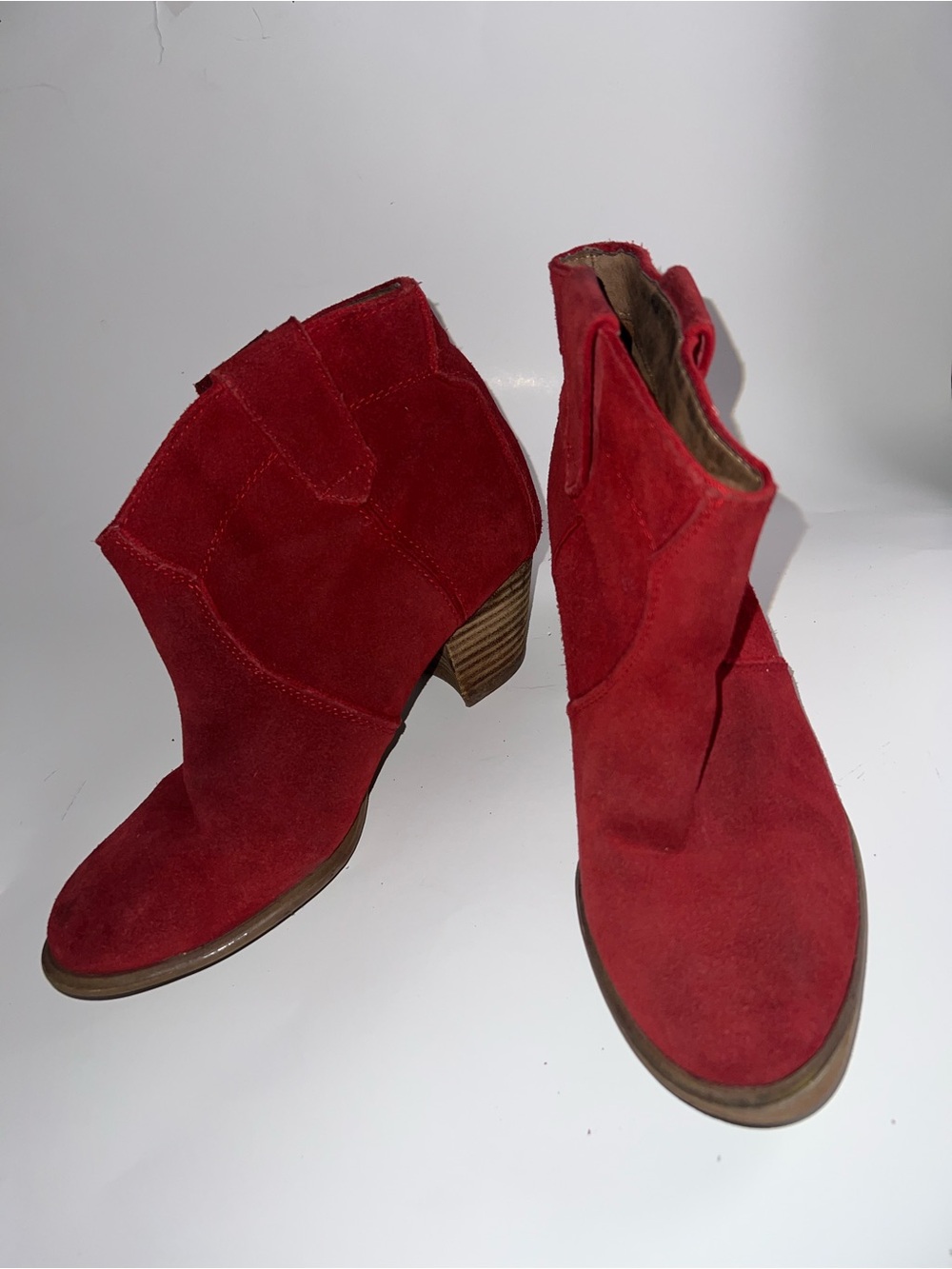 Aldo Women's Red Suede Ankle Booties with Low Stacked Heel Size 7.5